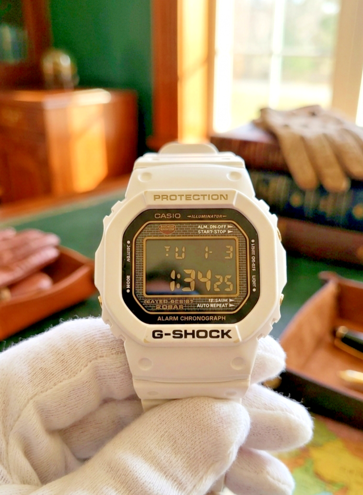 Casio GShock Dw5625b 25th Anniversary Mens Watch White Gold Resin Stainless